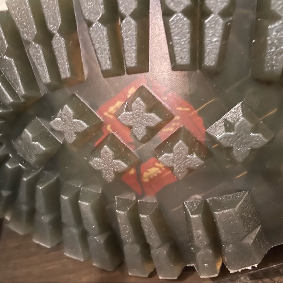 NWT Dr. Martens x Betty Boop collaboration platforms Women’s 10 (Men’s 9) - Picture 11 of 12